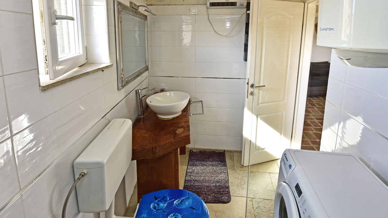 Photo of Bathroom in Motovun