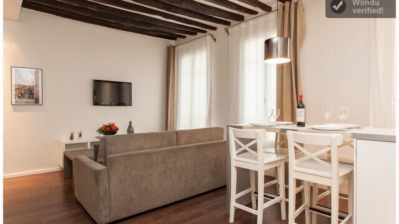 Photo of Others in Quartier du Mail