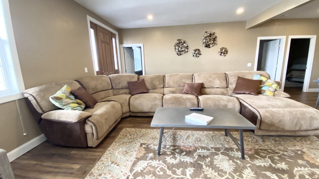 Photo of Livingroom in Watkins Glen