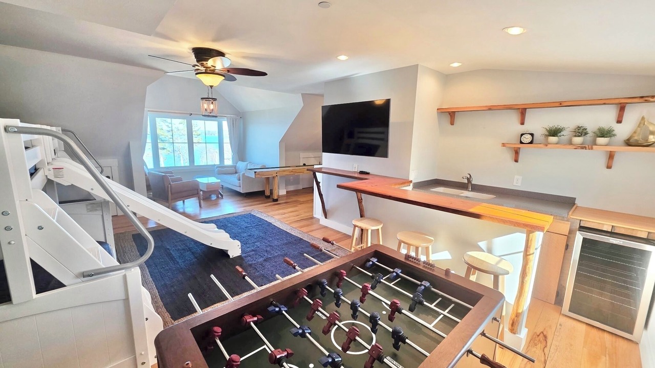 Photo of Bedroom in Weirs Beach