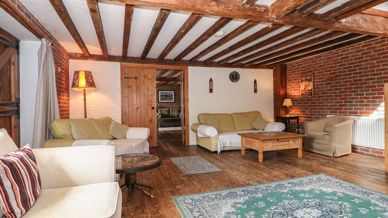 Photo of Livingroom in East Tytherley