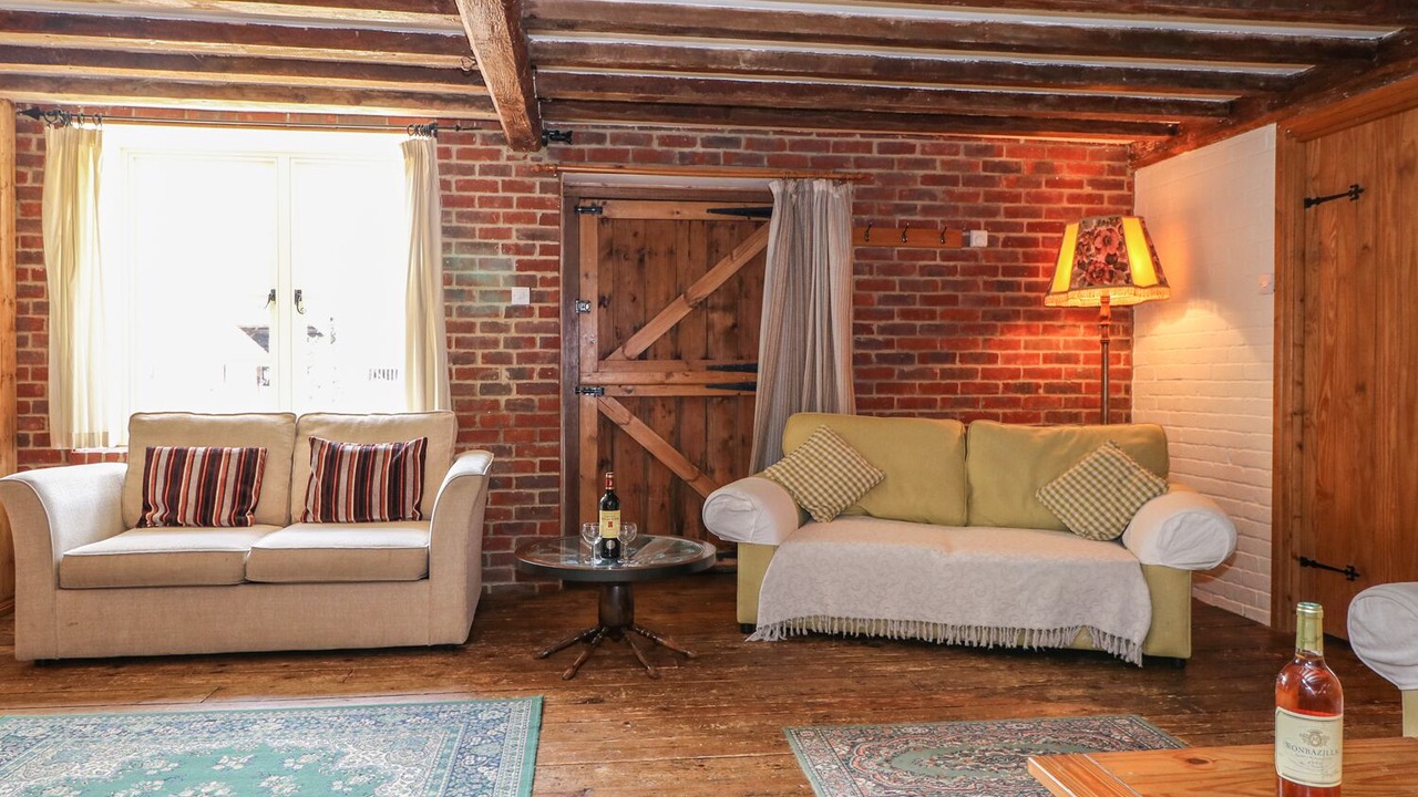 Photo of Livingroom in East Tytherley