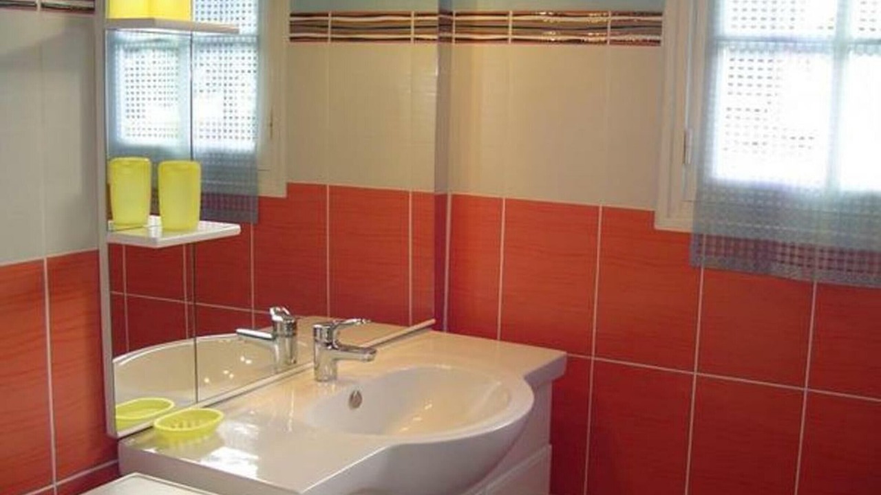 Photo of Bathroom in Saint-Martin de Brehal
