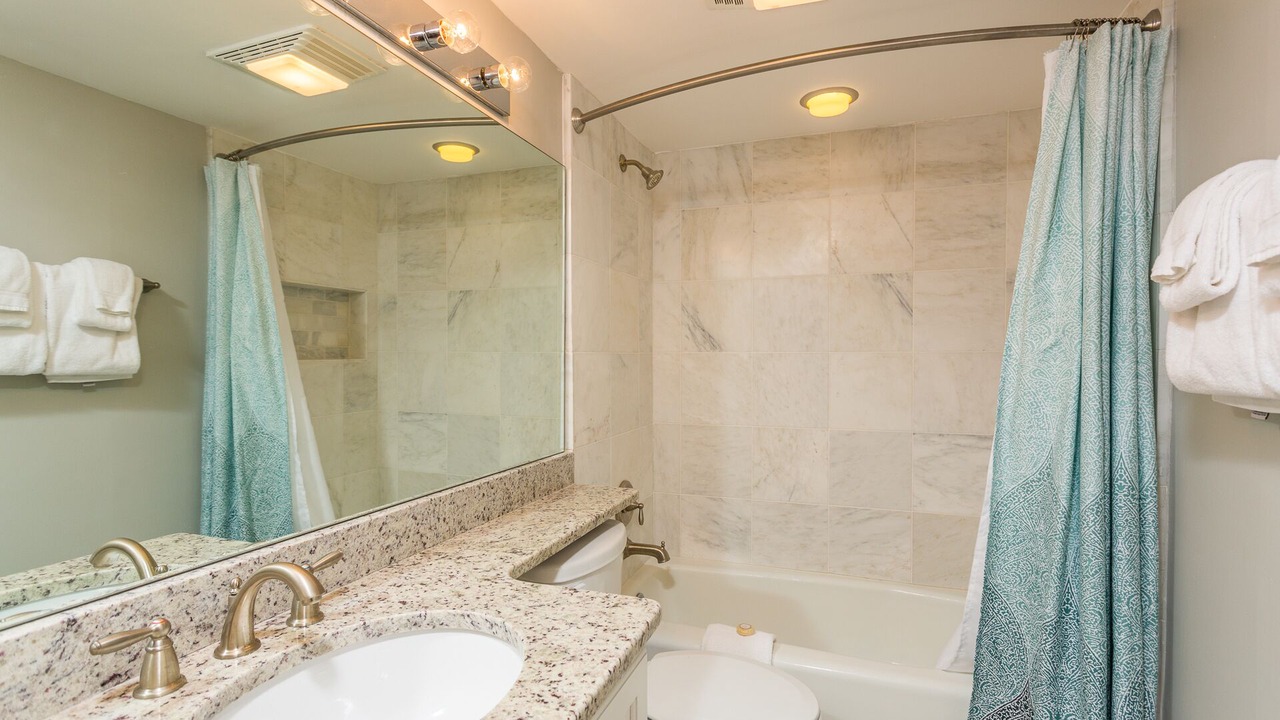 Photo of Bathroom in Saint Simons Island