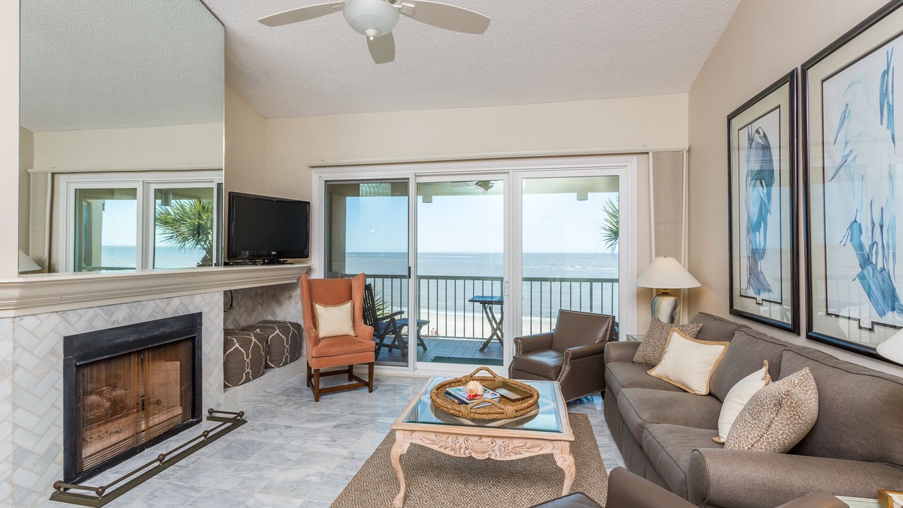 Photo of Livingroom in Saint Simons Island