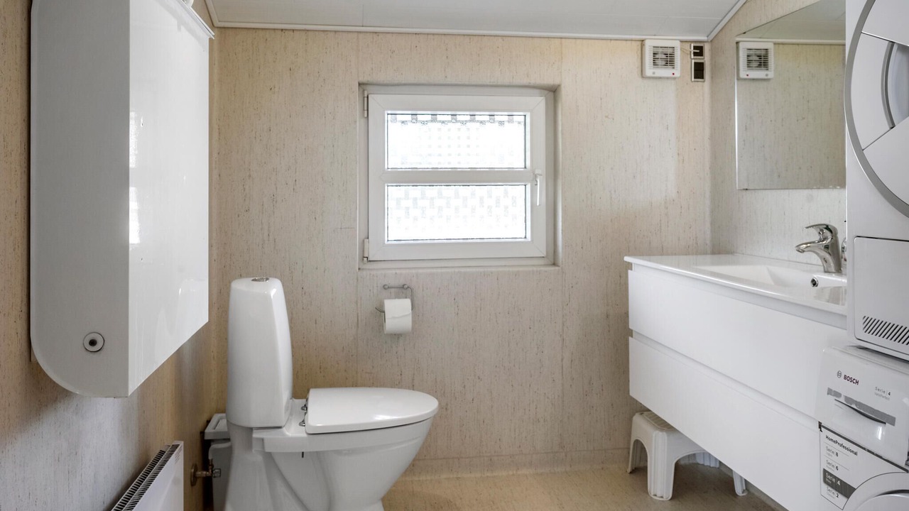 Photo of Bathroom in Bøtø By