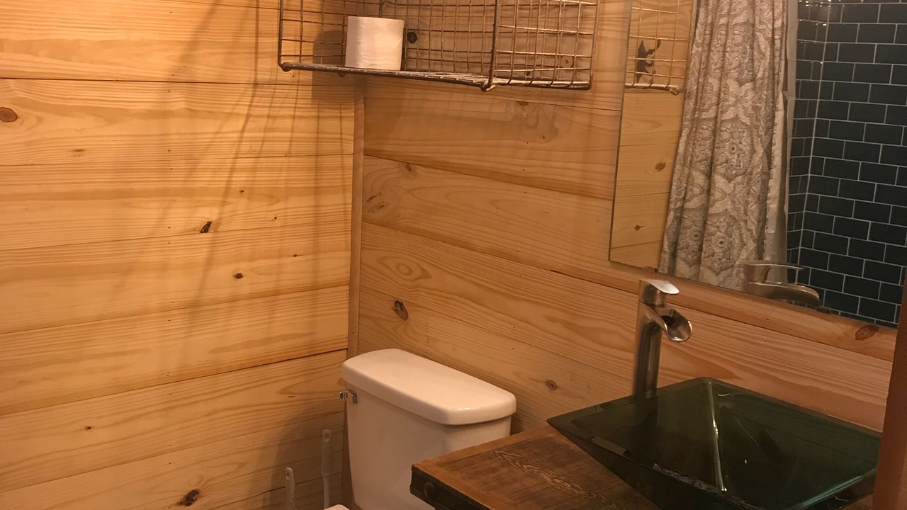 Photo of Bathroom in Leakey