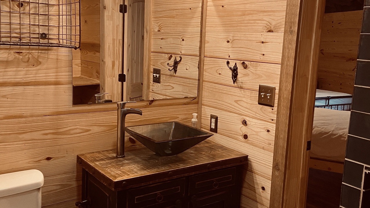 Photo of Bathroom in Leakey