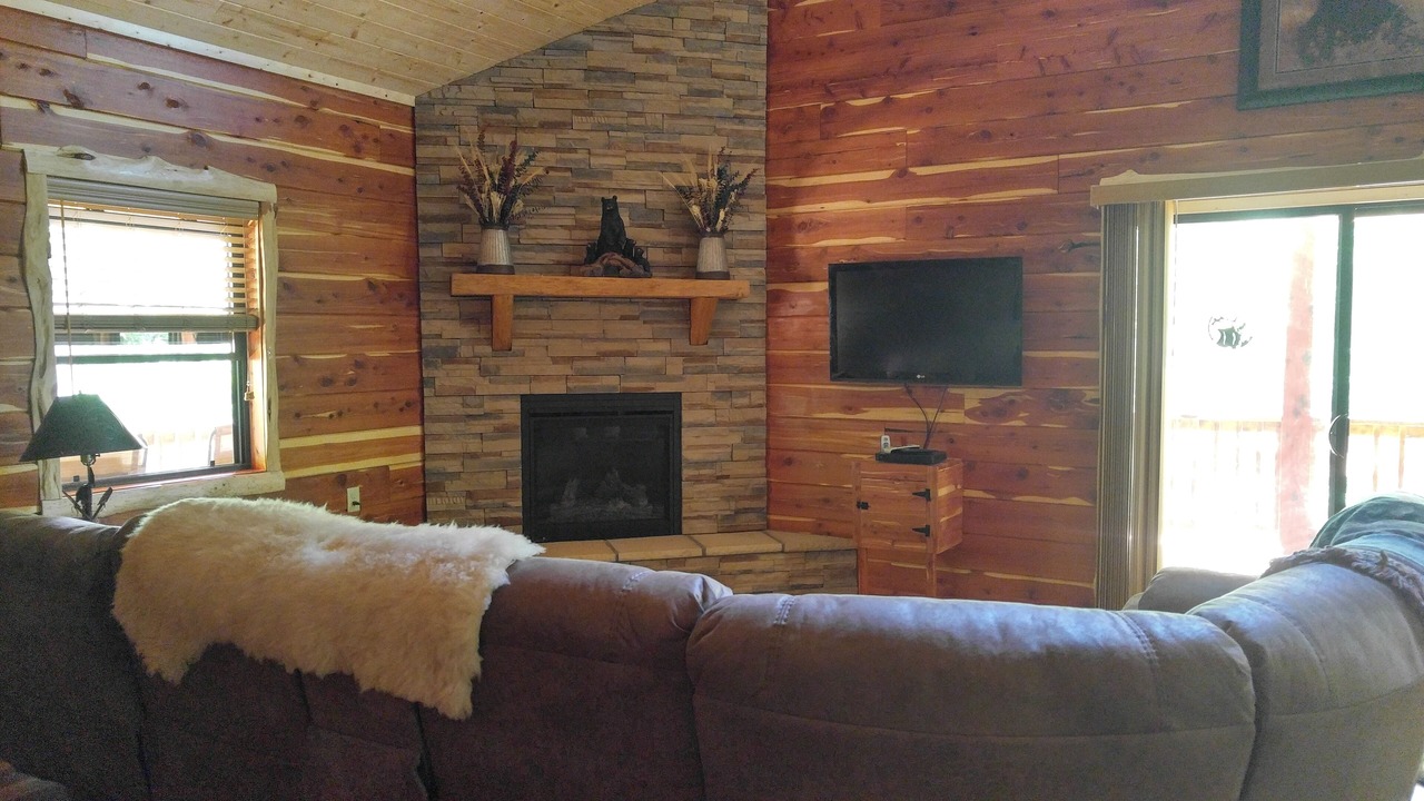 Photo of Livingroom in Compton