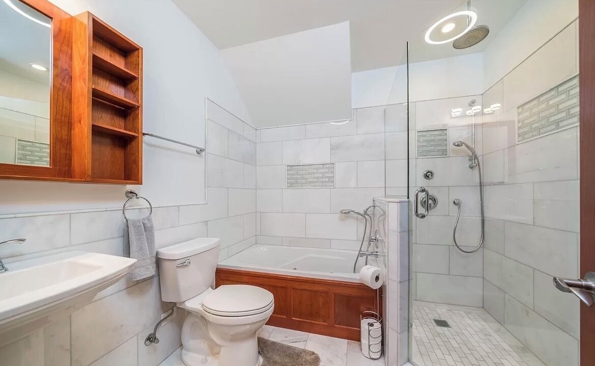 Photo of Bathroom in South Haven