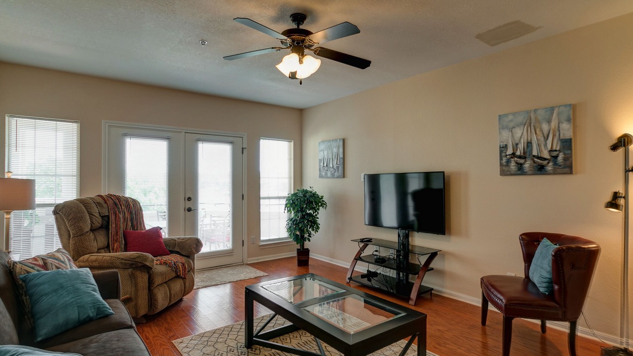 Photo of Livingroom in Highland Lake Estates