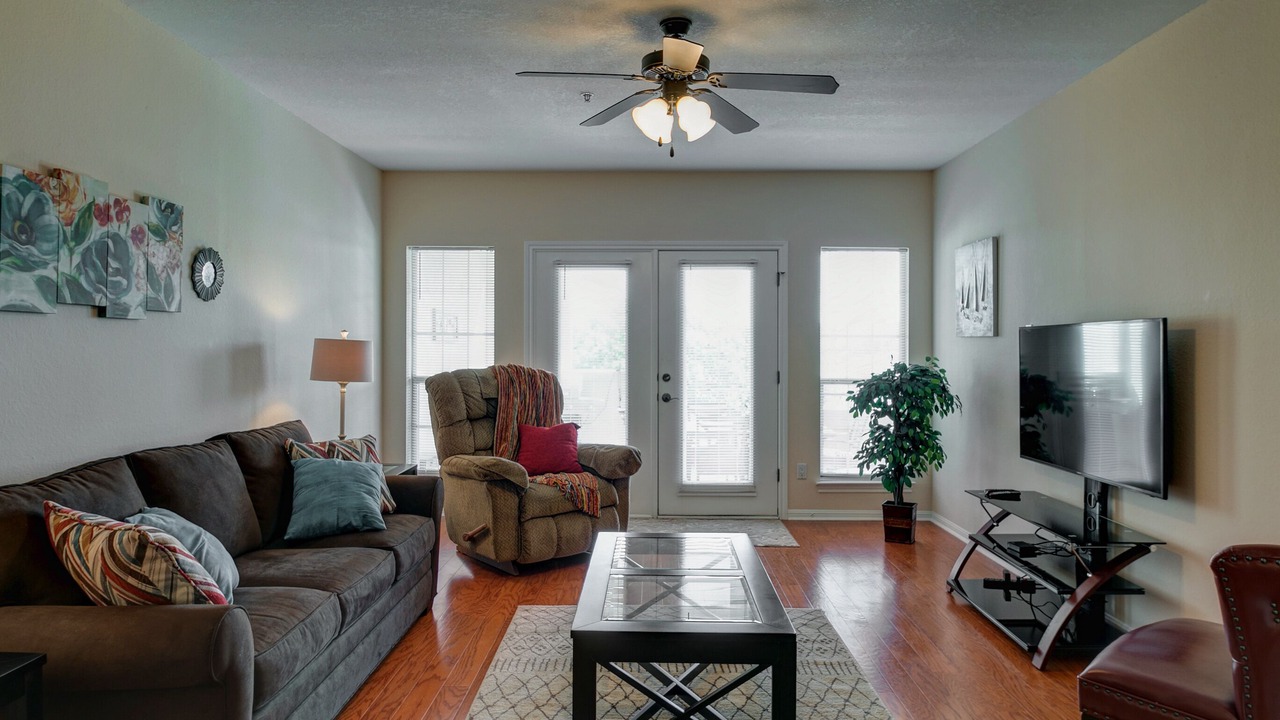 Photo of Livingroom in Highland Lake Estates