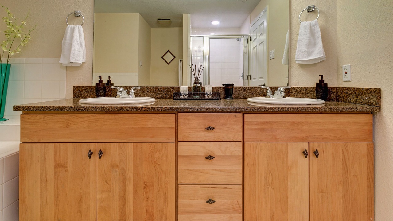 Photo of Bathroom in Highland Lake Estates