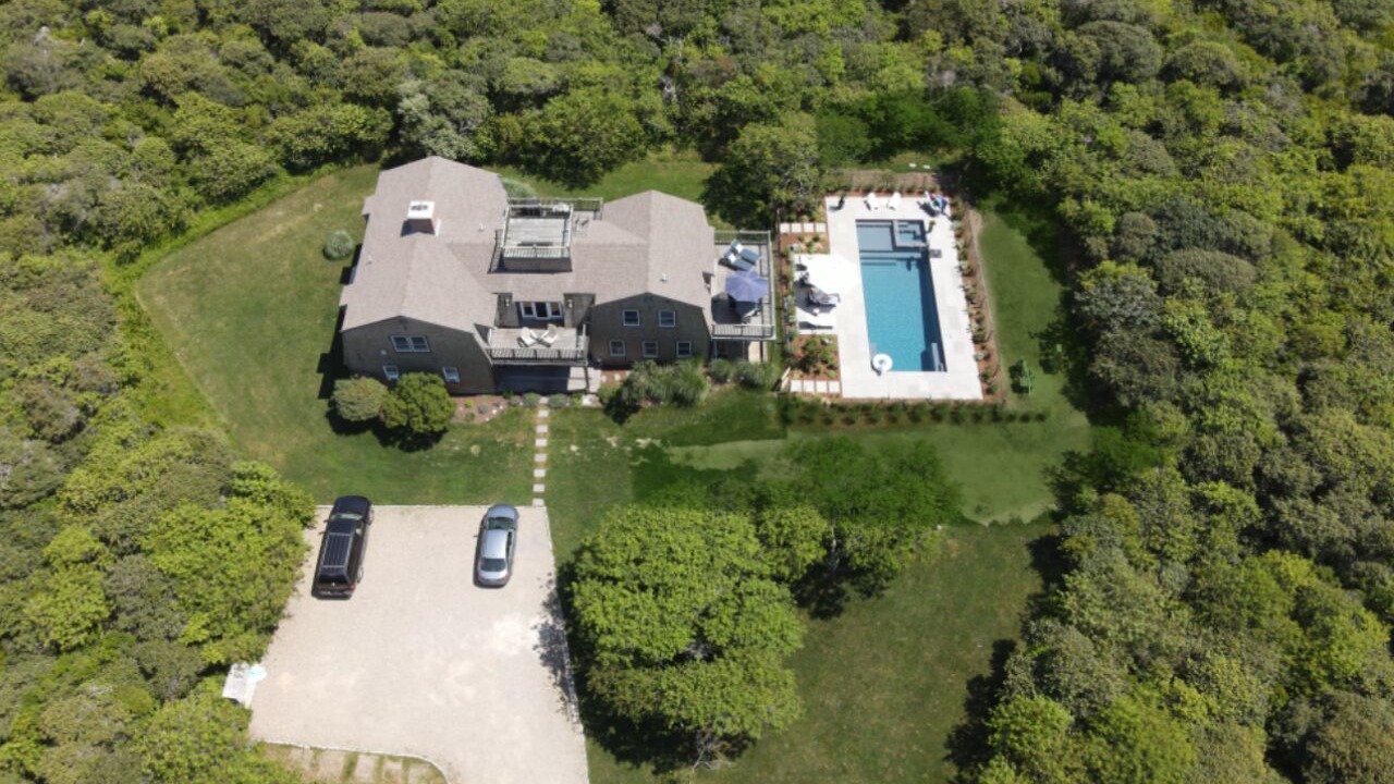 Photo of Outdoor in Tom Nevers