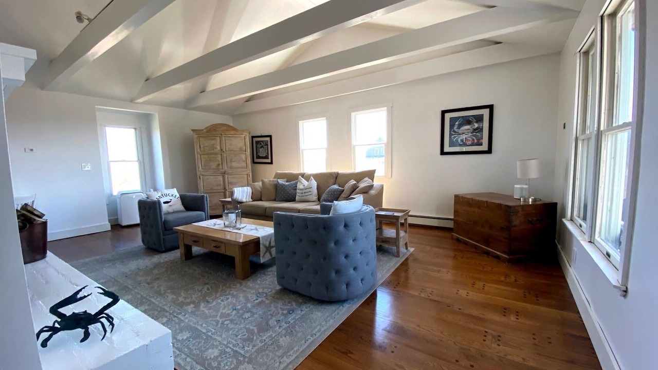 Photo of Livingroom in Tom Nevers