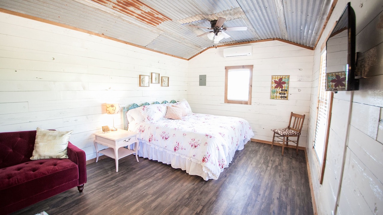 Photo of Bedroom in Driftwood