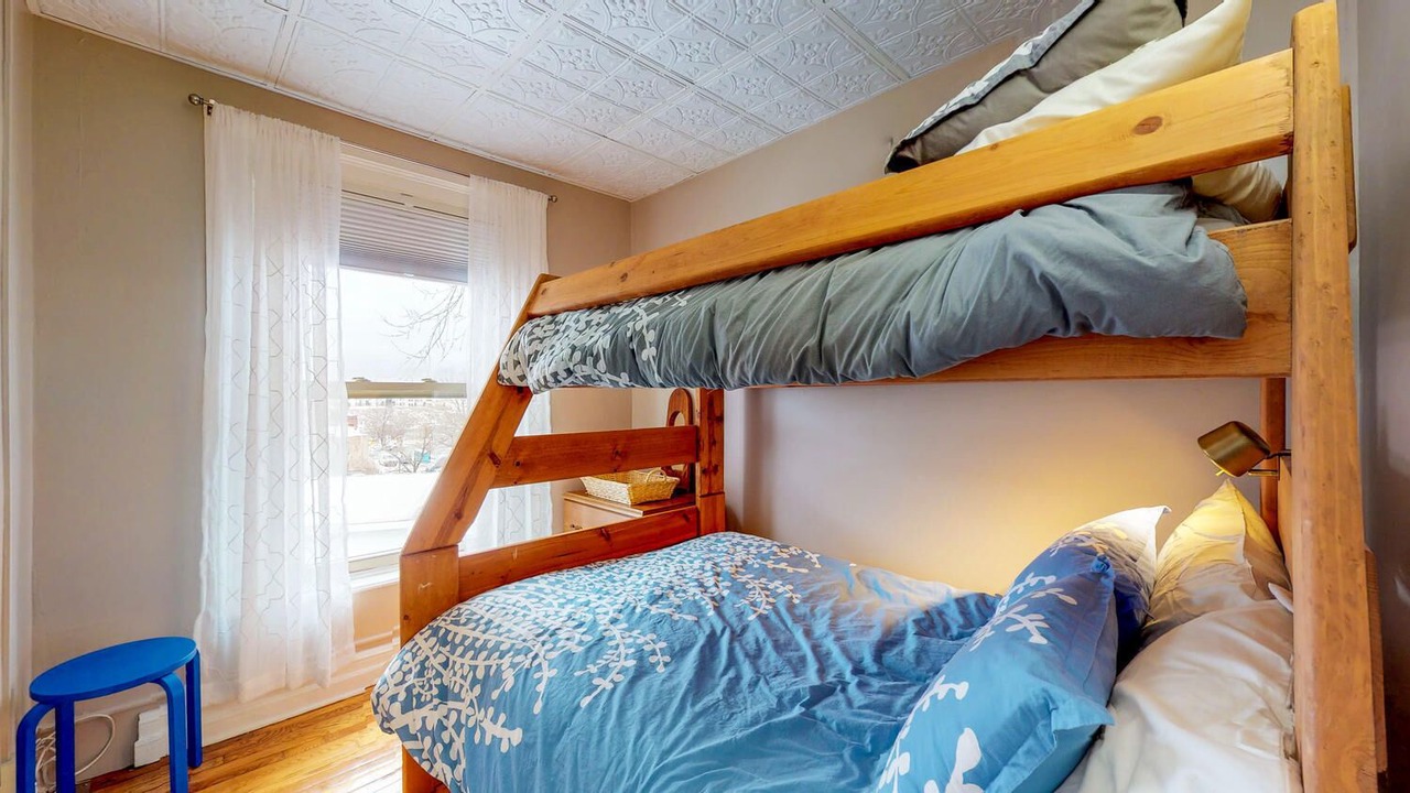 Photo of Bedroom in Troy