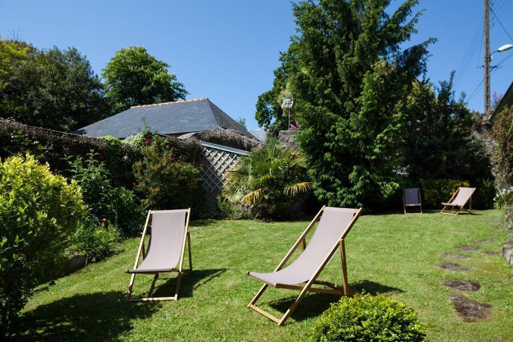Photo of Outdoor in Parame