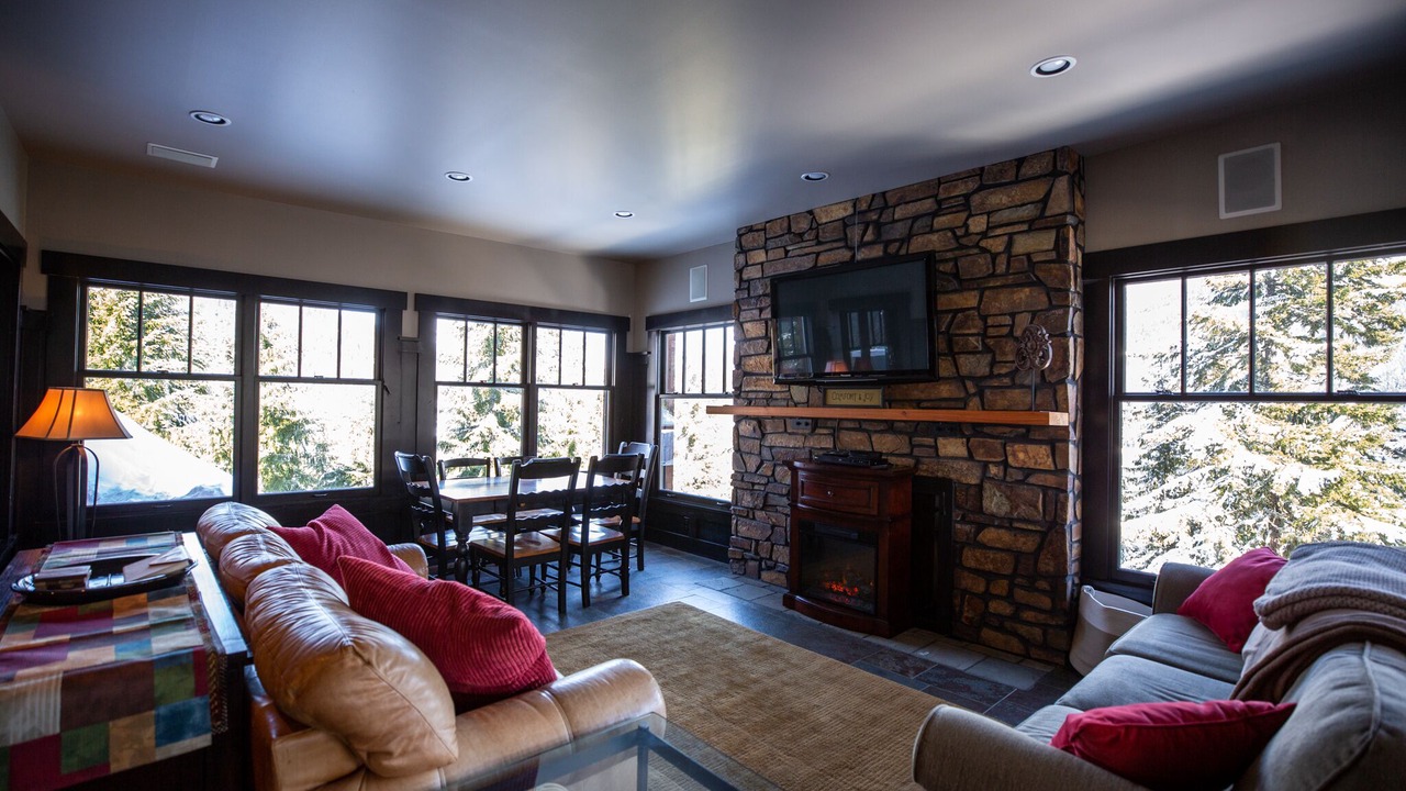 Photo of Livingroom in Easton