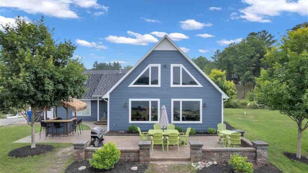 Photo of Outdoor in Hale