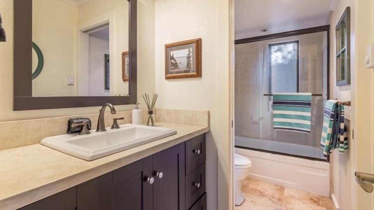 Photo of Bathroom in Dollar Point
