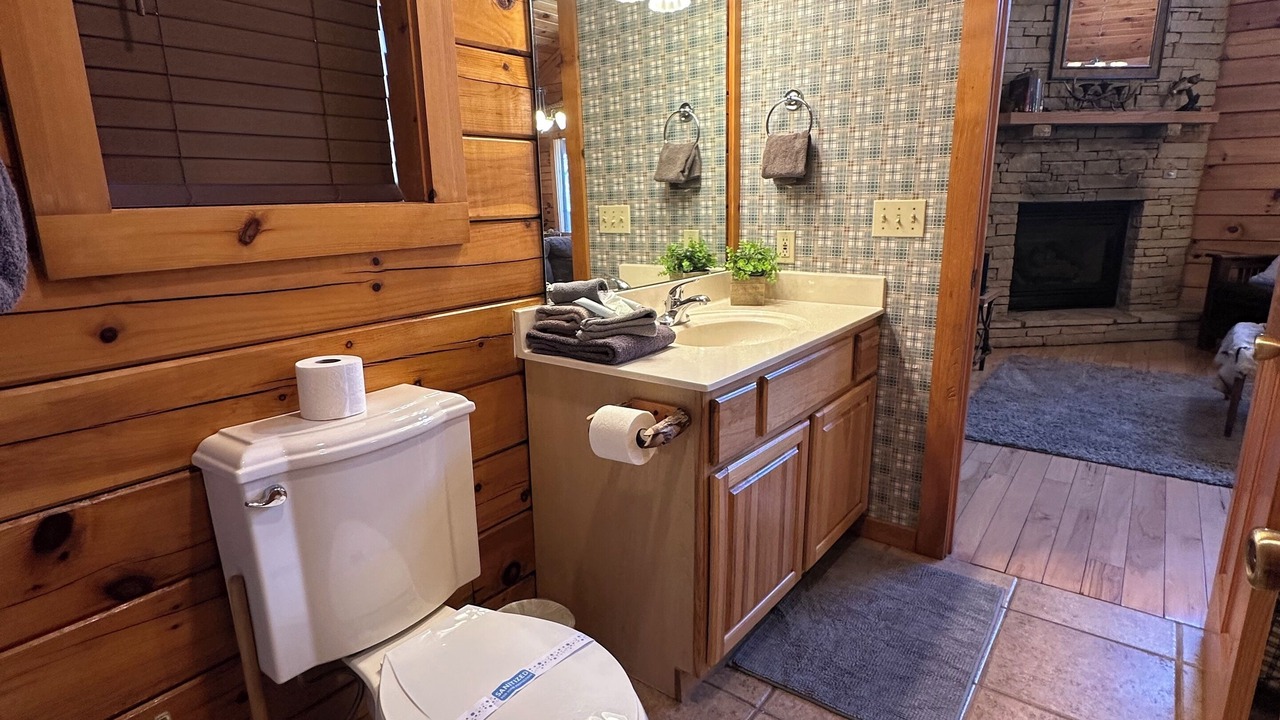 Photo of Bathroom in Pigeon Forge