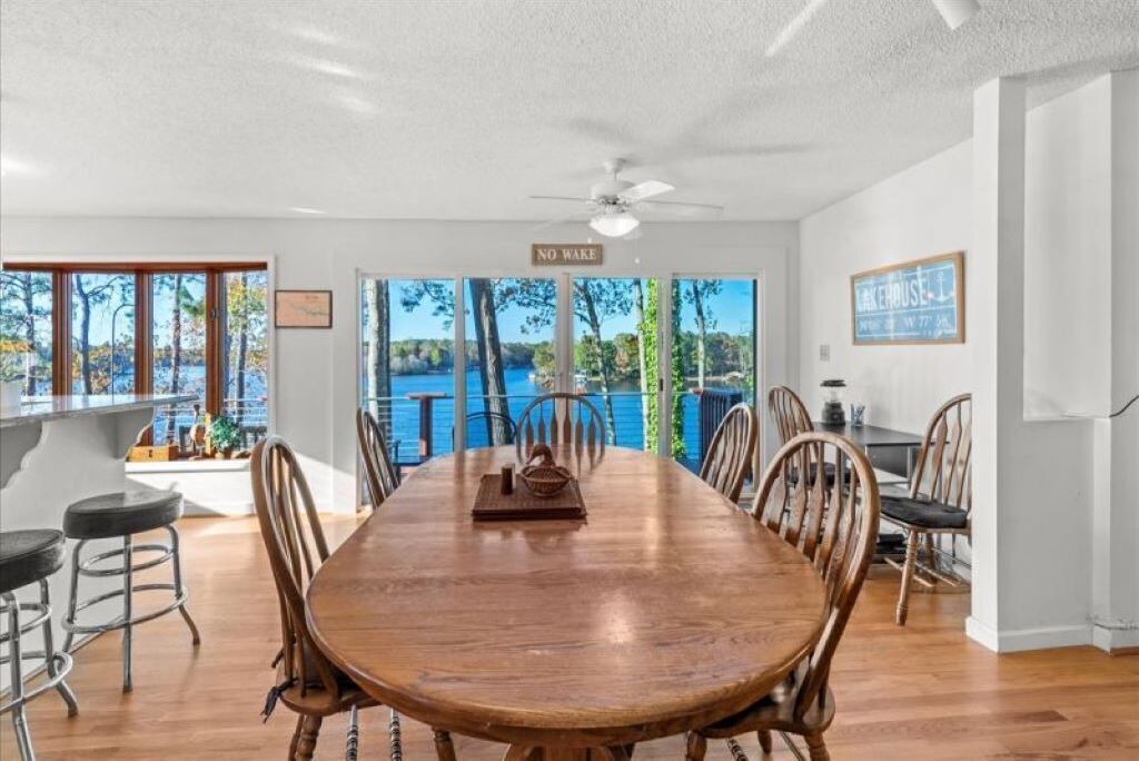 Photo of Others in North Shore Acres