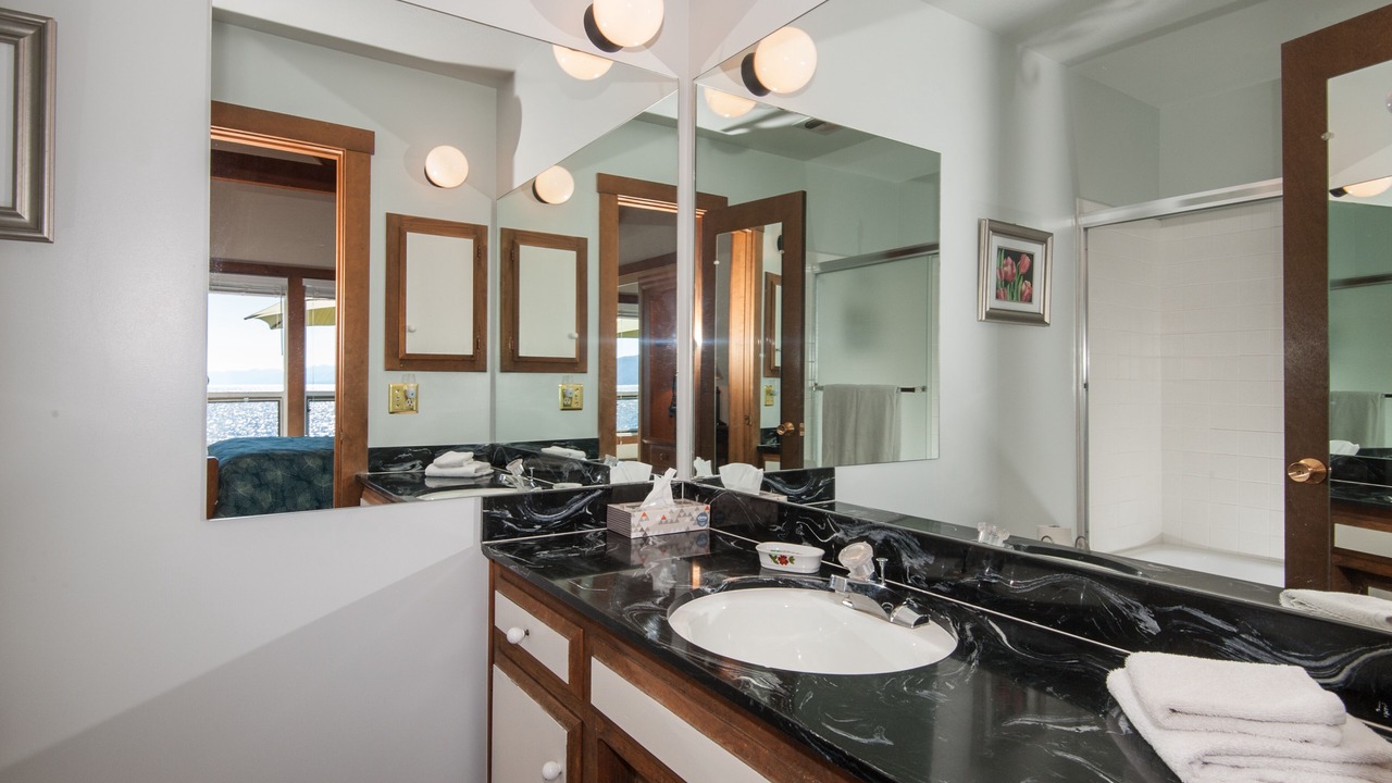 Photo of Bathroom in Crystal Bay