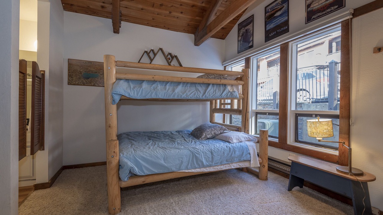 Photo of Bedroom in Crystal Bay