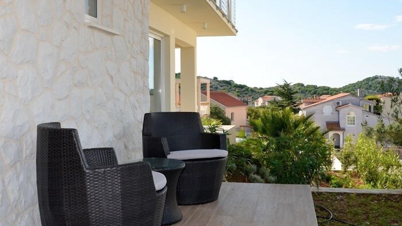 Photo of Patio Balcony in Susica