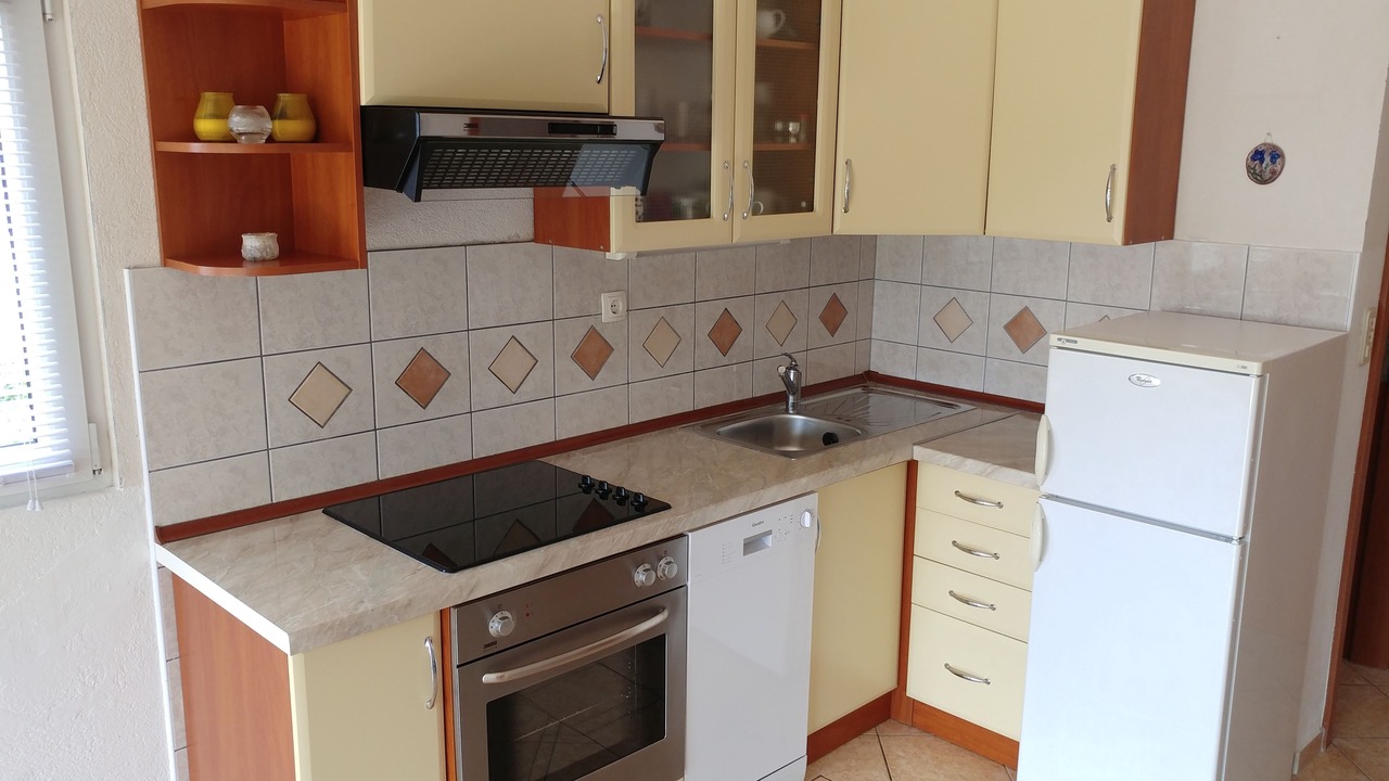 Photo of Kitchen in Okrug Donji