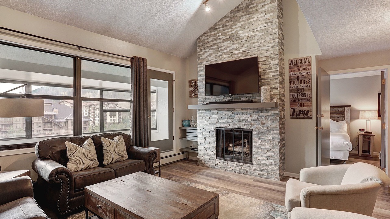 Photo of Livingroom in Copper Mountain Village
