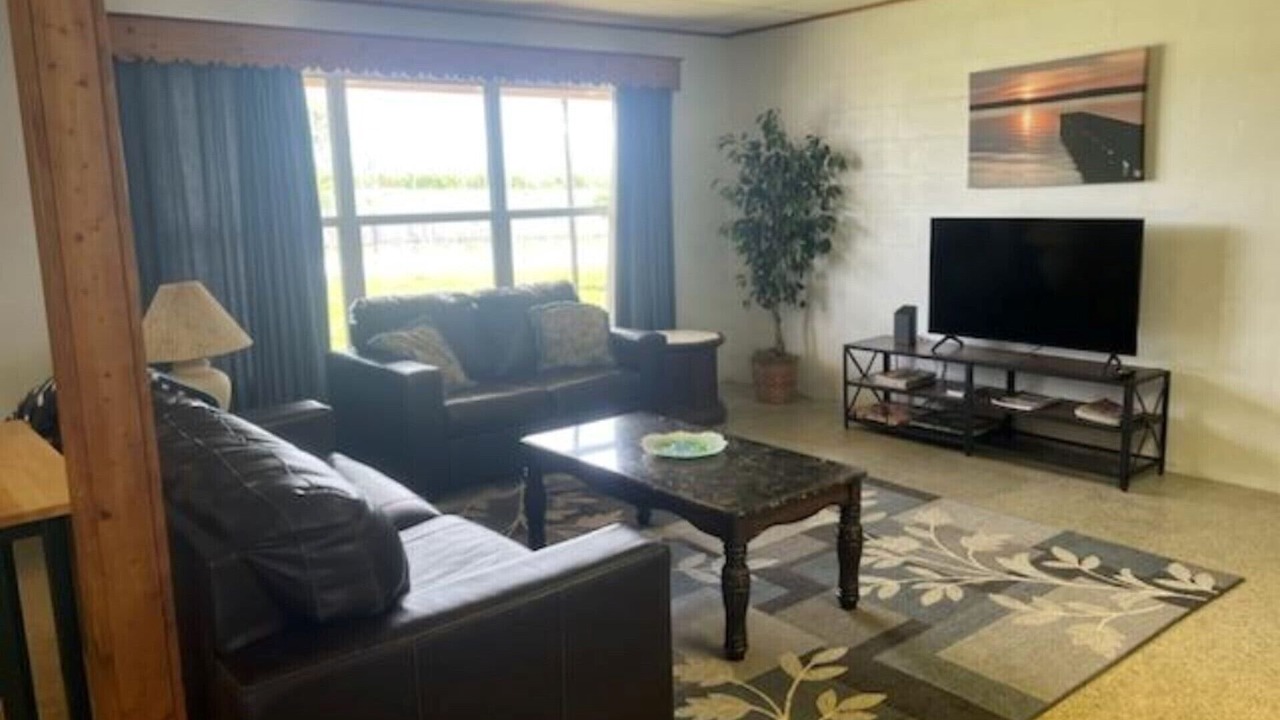 Photo of Livingroom in Avon Park