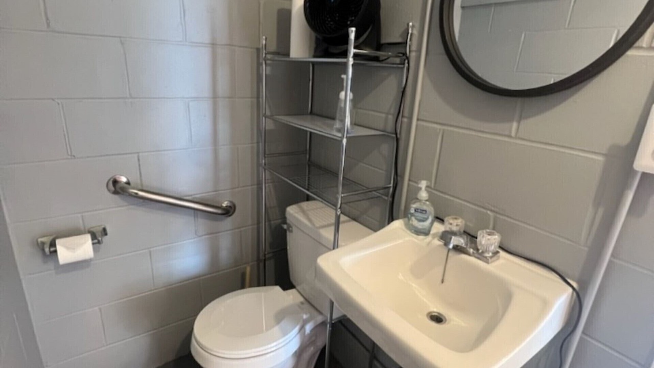 Photo of Bathroom in Avon Park