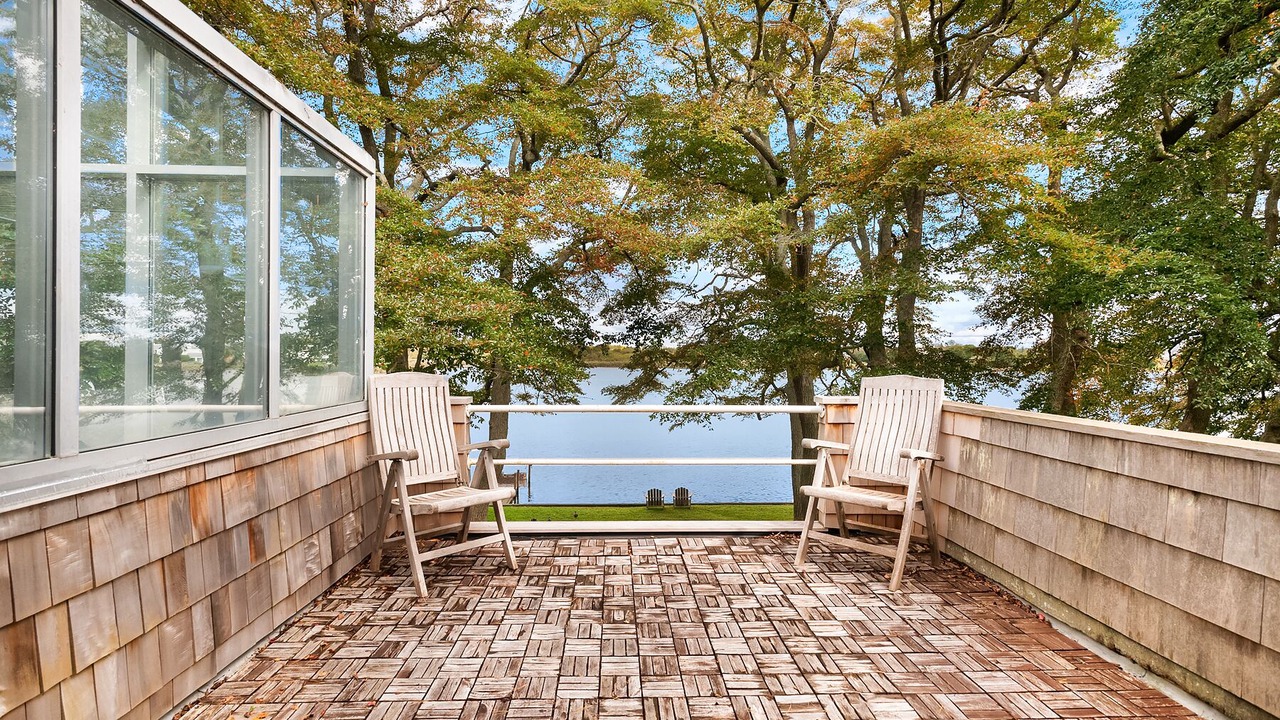 Photo of Patio Balcony in Water Mill