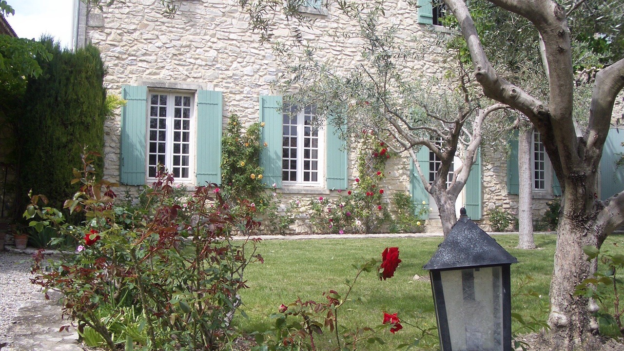 Photo of Outdoor in Tavel