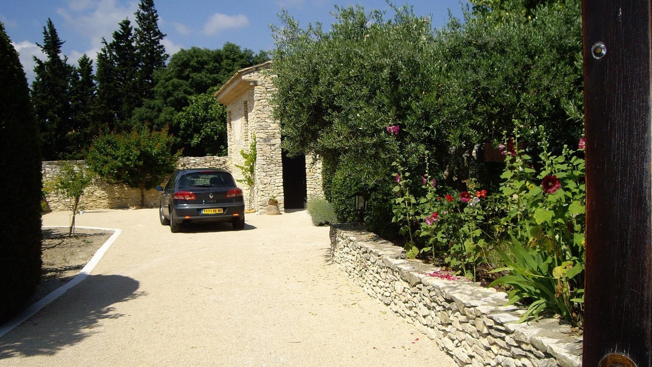 Photo of Outdoor in Tavel