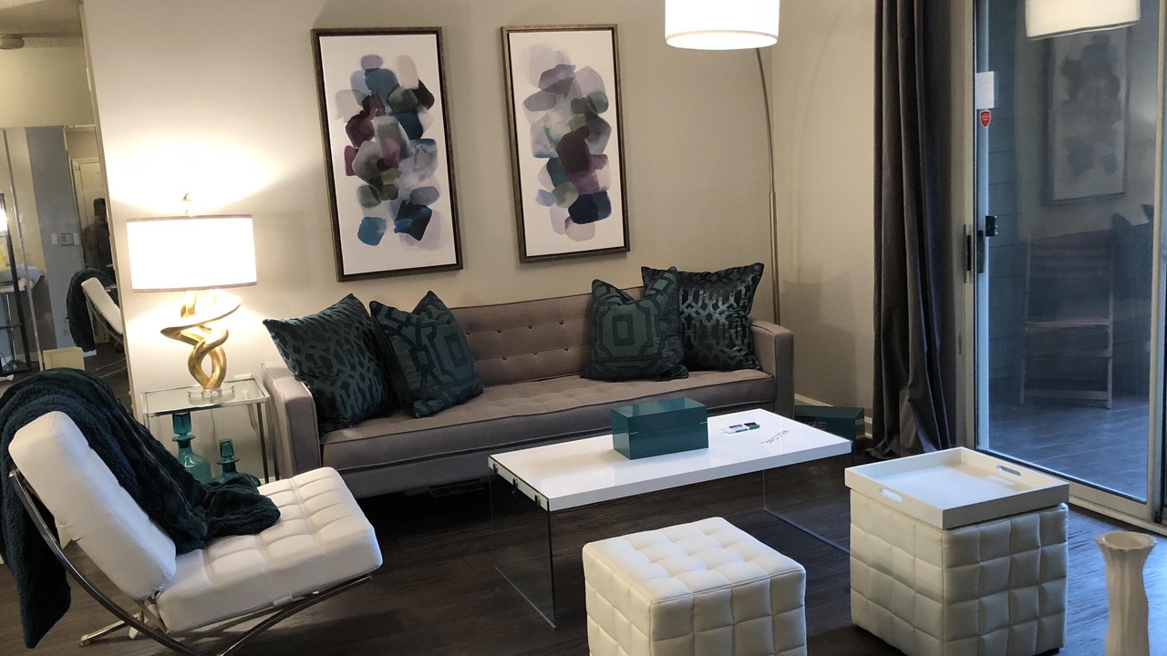 Photo of Livingroom in Loring Heights