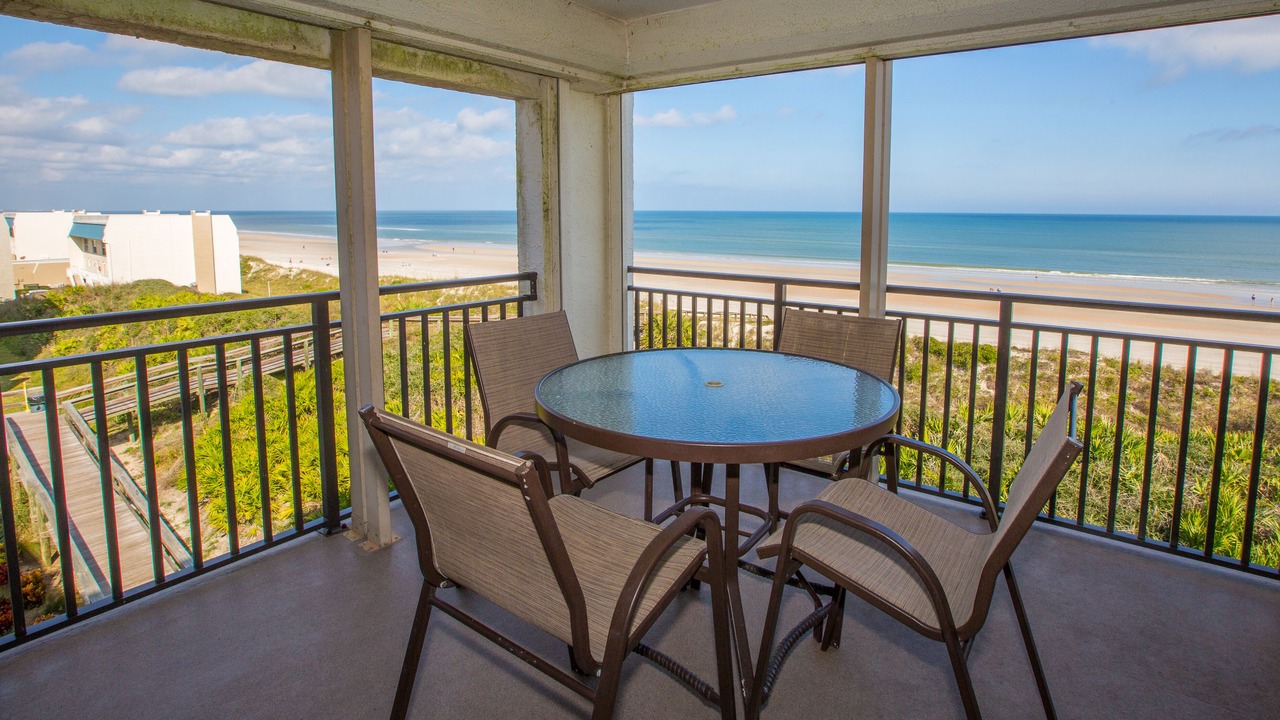 Photo of Patio Balcony in Crescent Beach