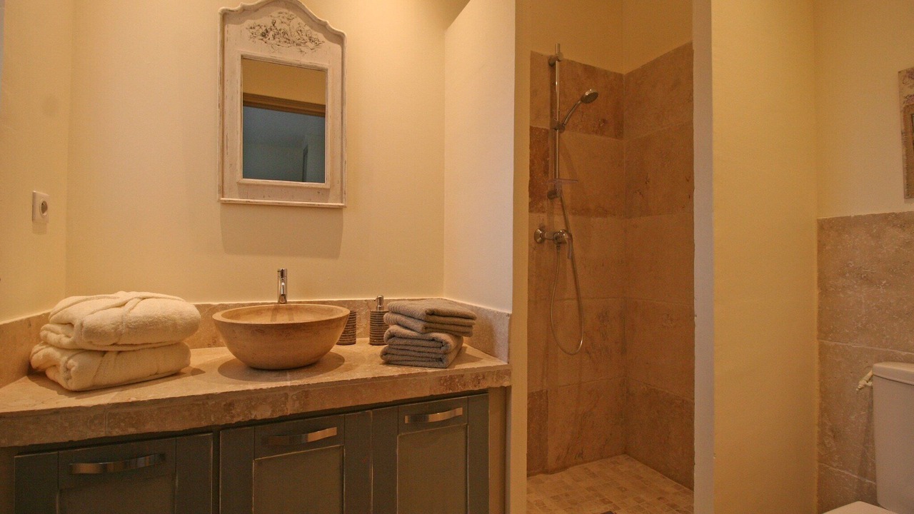 Photo of Bathroom in Eygalieres