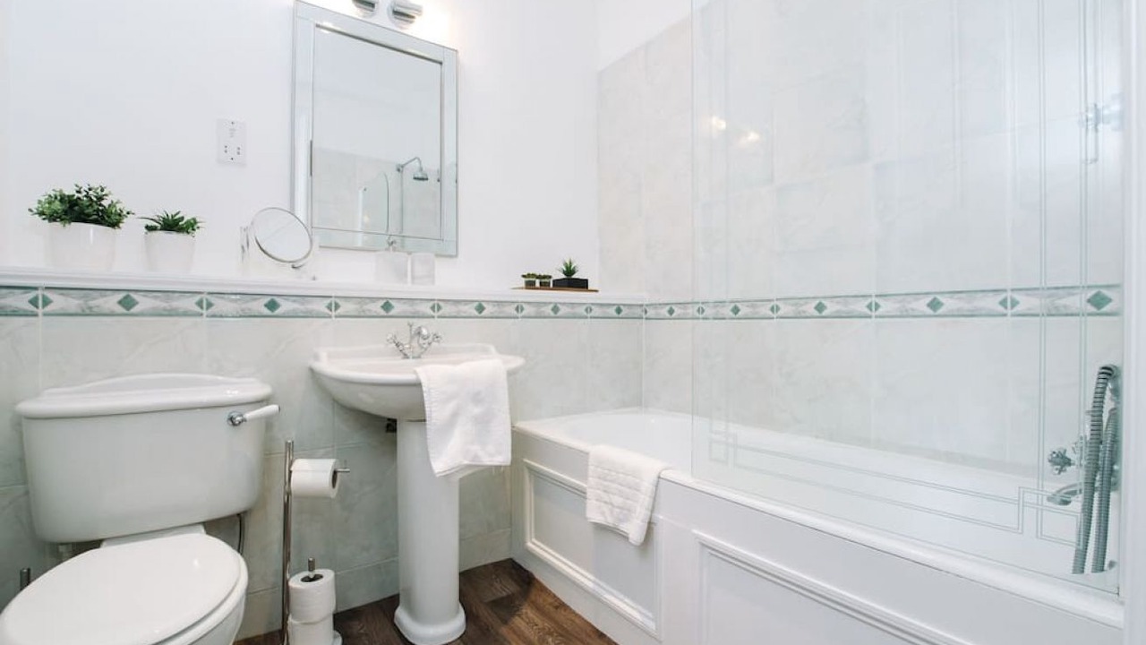 Photo of Bathroom in West End