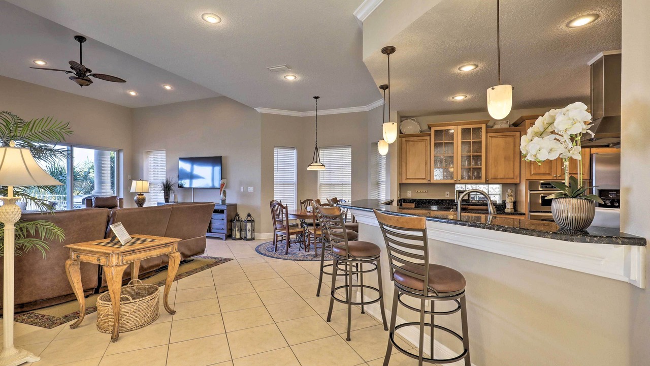 Photo of Others in Apollo Beach