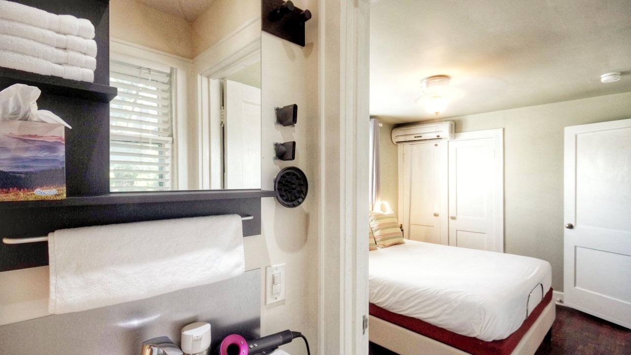 Photo of Bathroom in Hancock