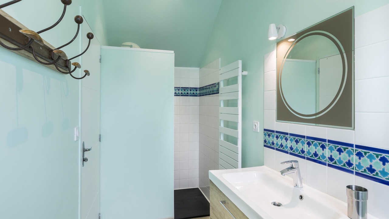 Photo of Bathroom in Saint-Helier