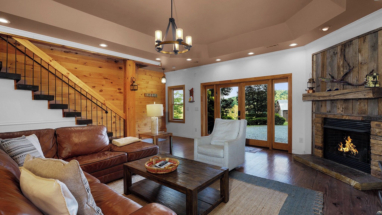 Photo of Livingroom in Blue Ridge