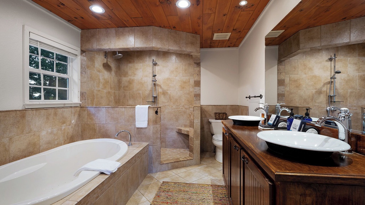 Photo of Bathroom in Blue Ridge