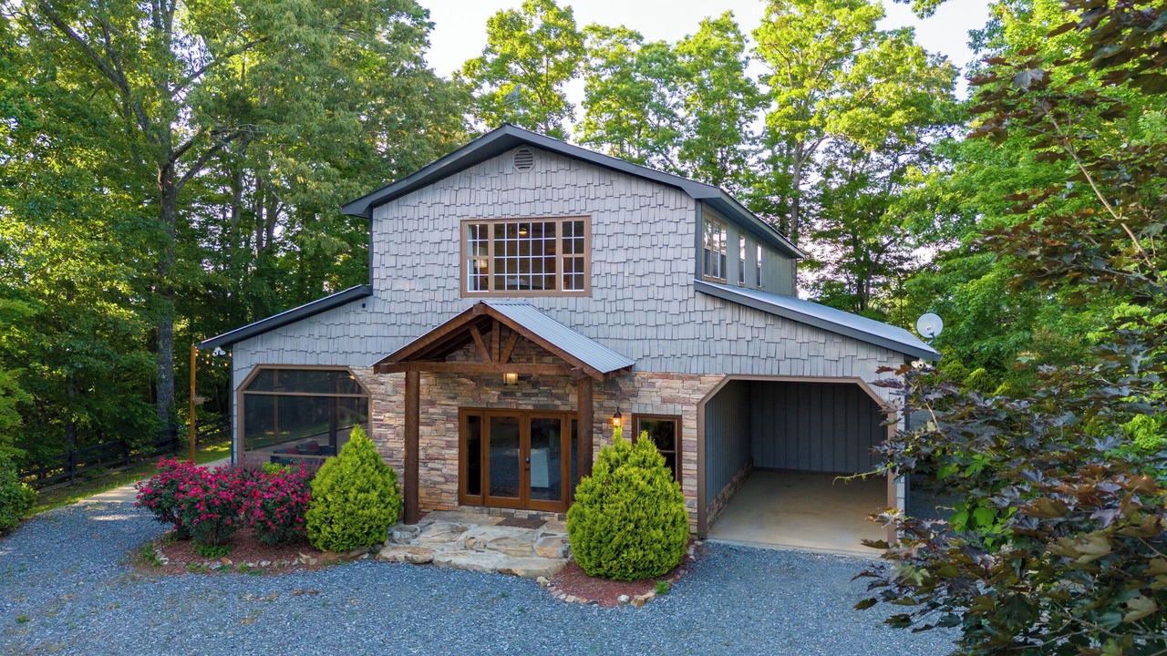 Photo of Others in Blue Ridge