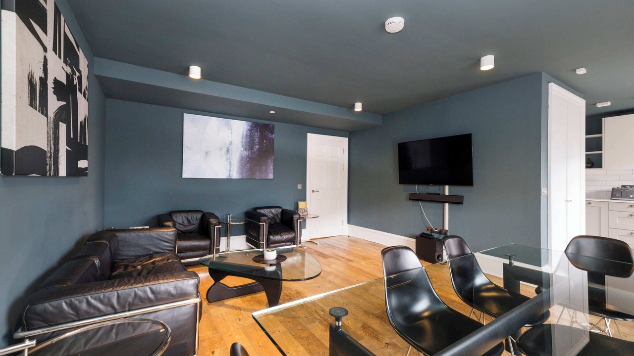 Photo of Livingroom in West End