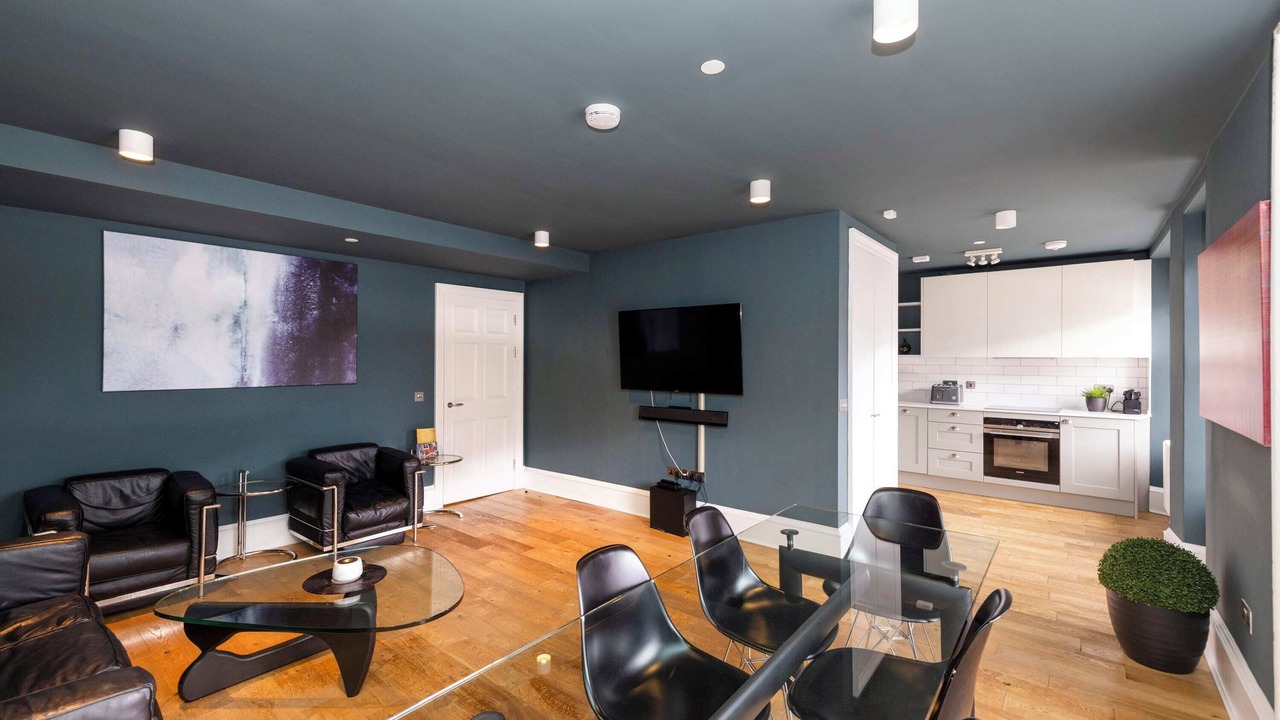 Photo of Livingroom in West End