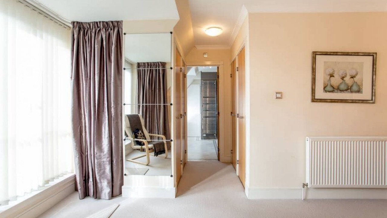 Photo of Others in Bonnington